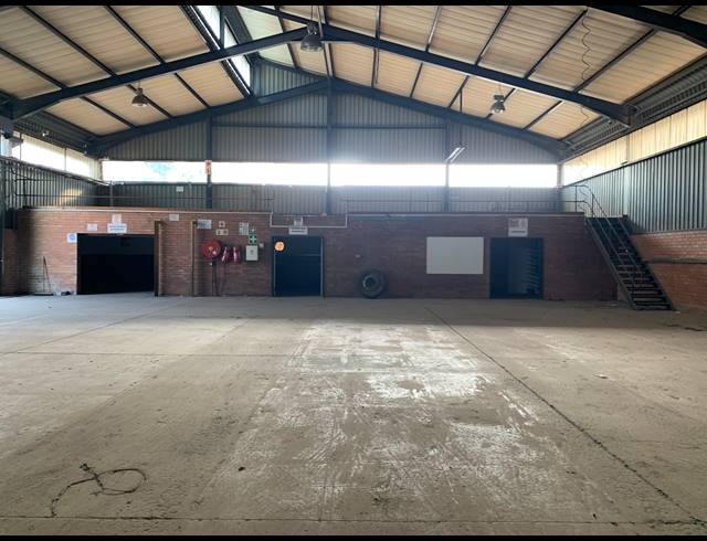 2,990M² WAREHOUSE TO LET IN KYA SANDS